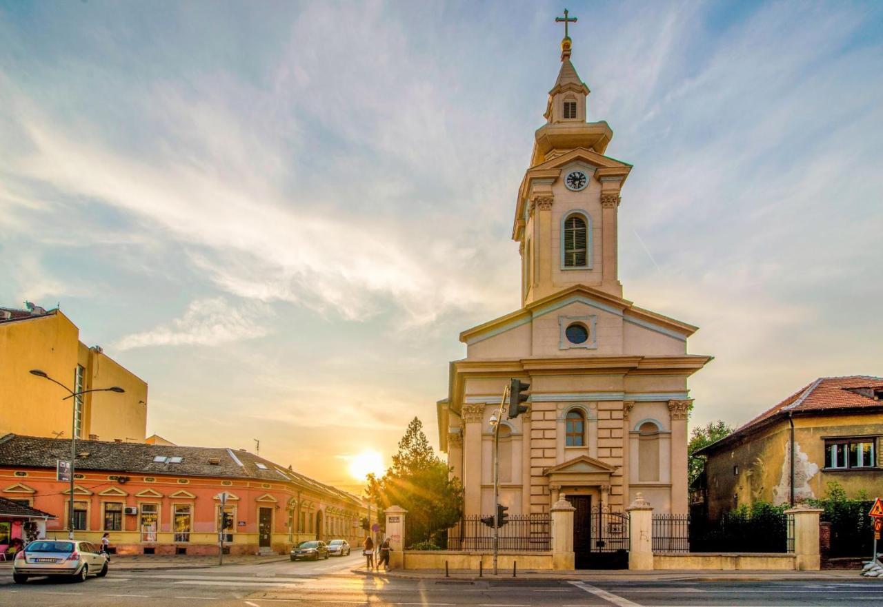 Hostel Stari Grad Novi Sad Bagian luar foto